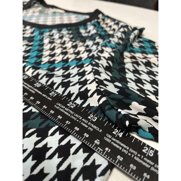 C established 1946 SZ 18/20 3/4 sleeve Back White Teal Loose Fit Flowing Top - Picture 6 of 10